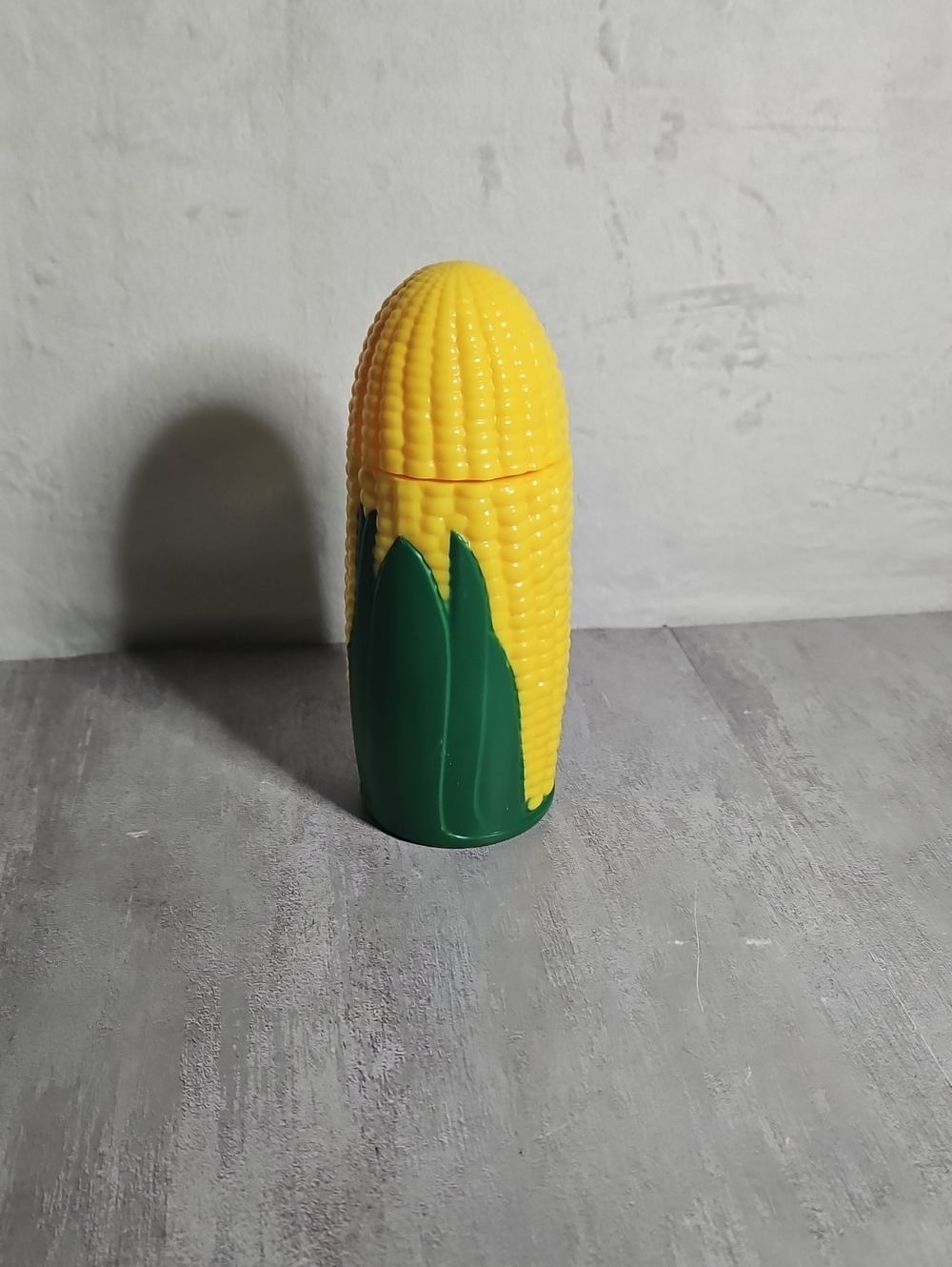 Vintage plastic corn-on-the-cob Butter Holder